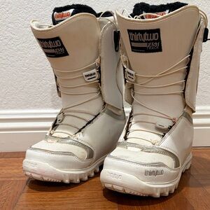 thirtytwo Women's White Winter Boots